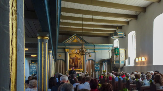 Zu den Festtagen sind die Gottesdienst in der Sehestedter Kirche gut besucht. Foto: Sabine Sopha